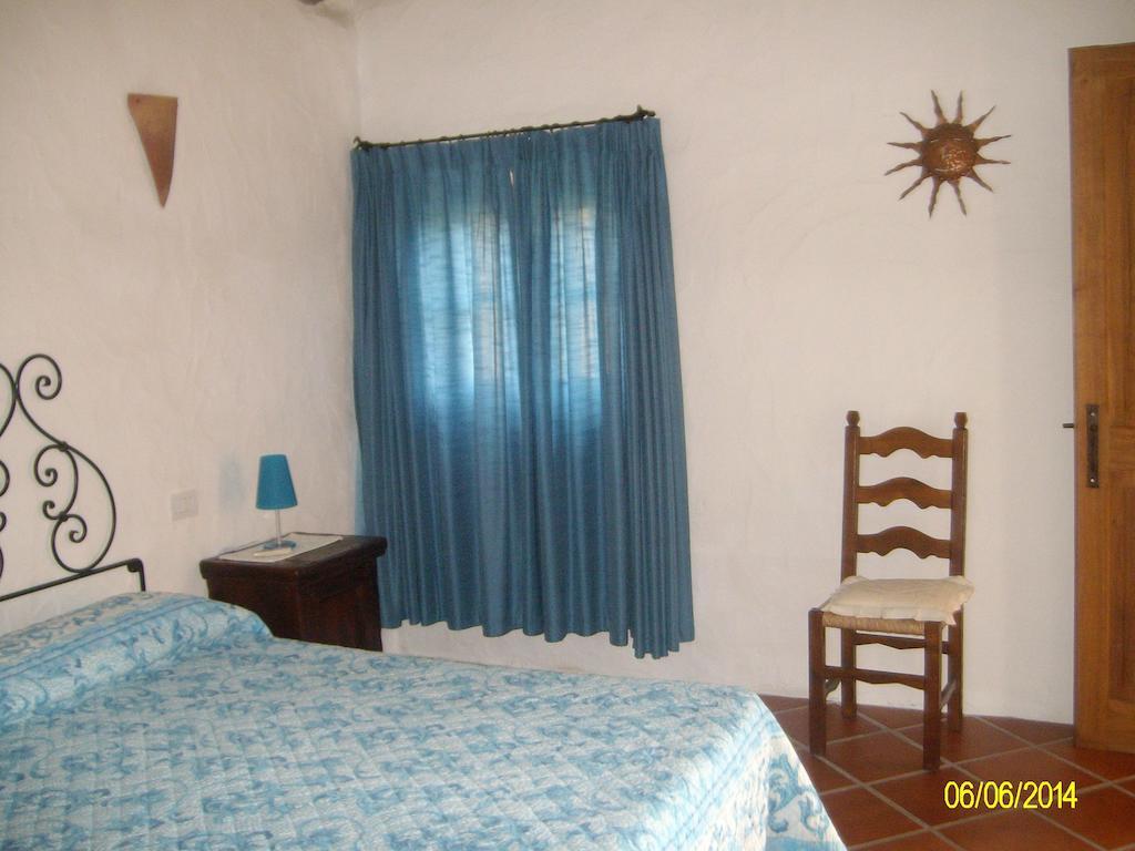 לינה וארוחת בוקר ארזח'ינה Agriturismo Spridda חדר תמונה