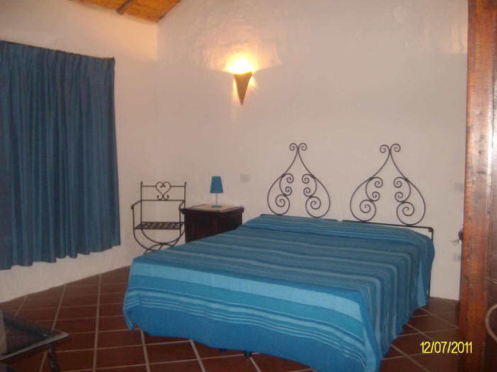 לינה וארוחת בוקר ארזח'ינה Agriturismo Spridda חדר תמונה