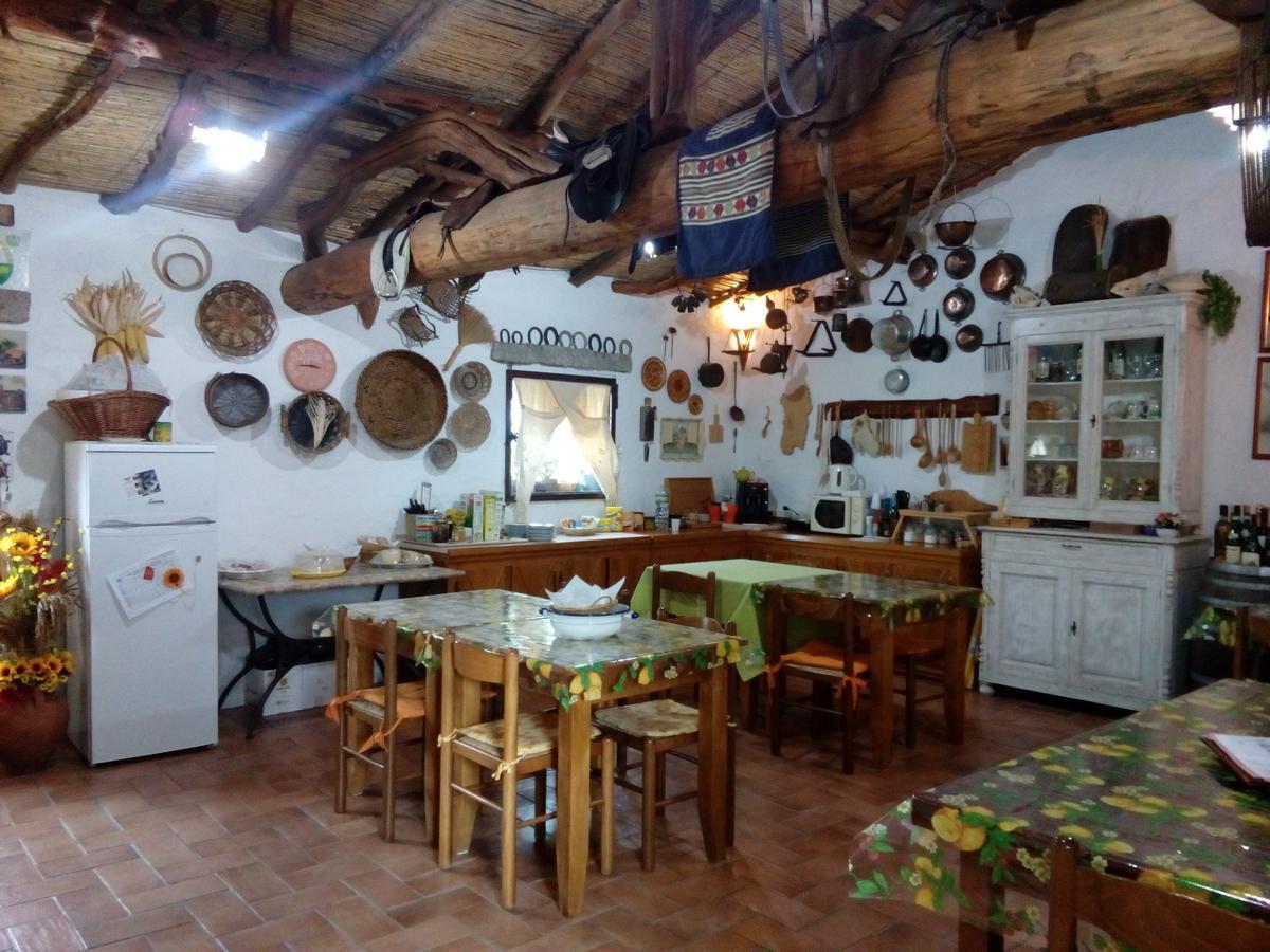 לינה וארוחת בוקר ארזח'ינה Agriturismo Spridda מראה חיצוני תמונה